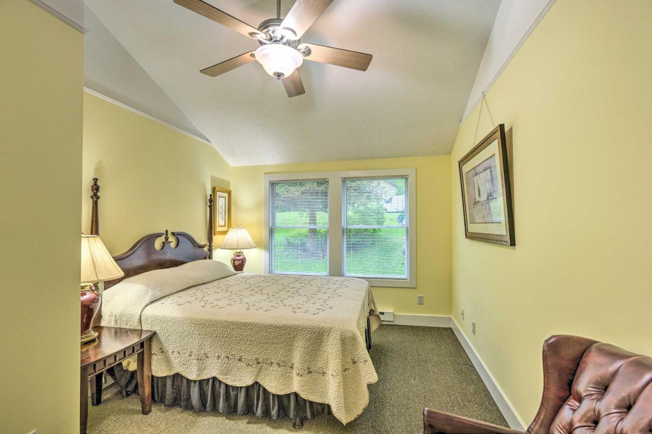 Charming Retreat Near Downtown Frankfort And Beaches Exterior photo